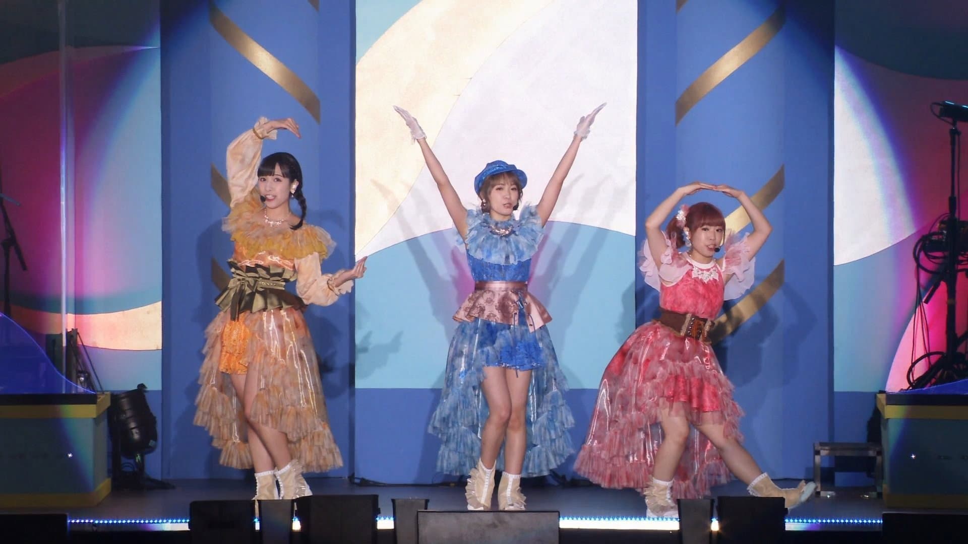 Love Live! Sunshine!!" CyaRon! 2nd LoveLive! - Dai Kakumei Wake Up Kingdom backdrop