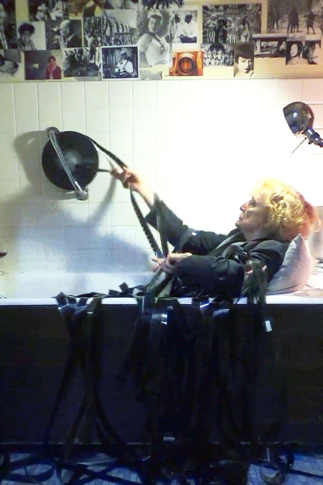 The black bath backdrop