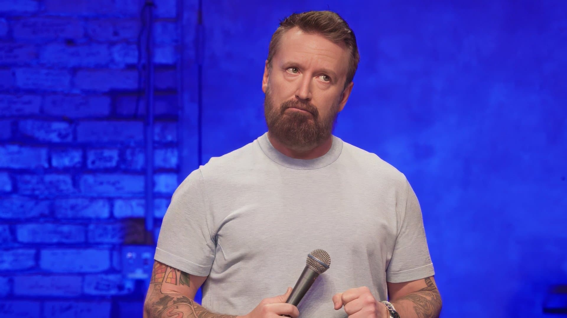 Chad Daniels: Empty Nester backdrop