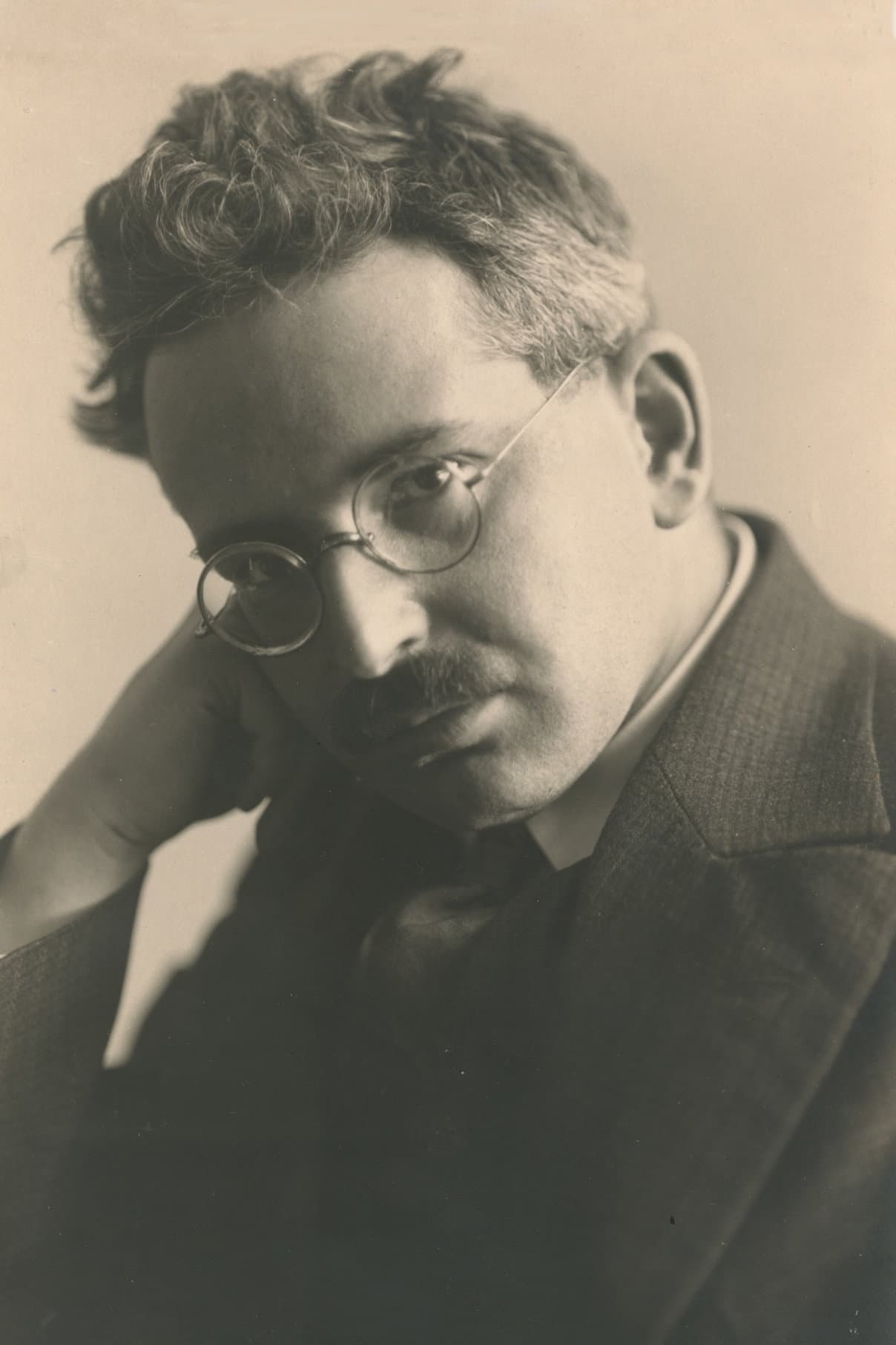 The Passages of Walter Benjamin backdrop
