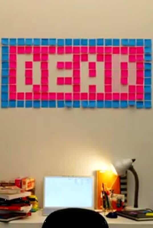 Deadline (Post-It Stop-Motion) backdrop