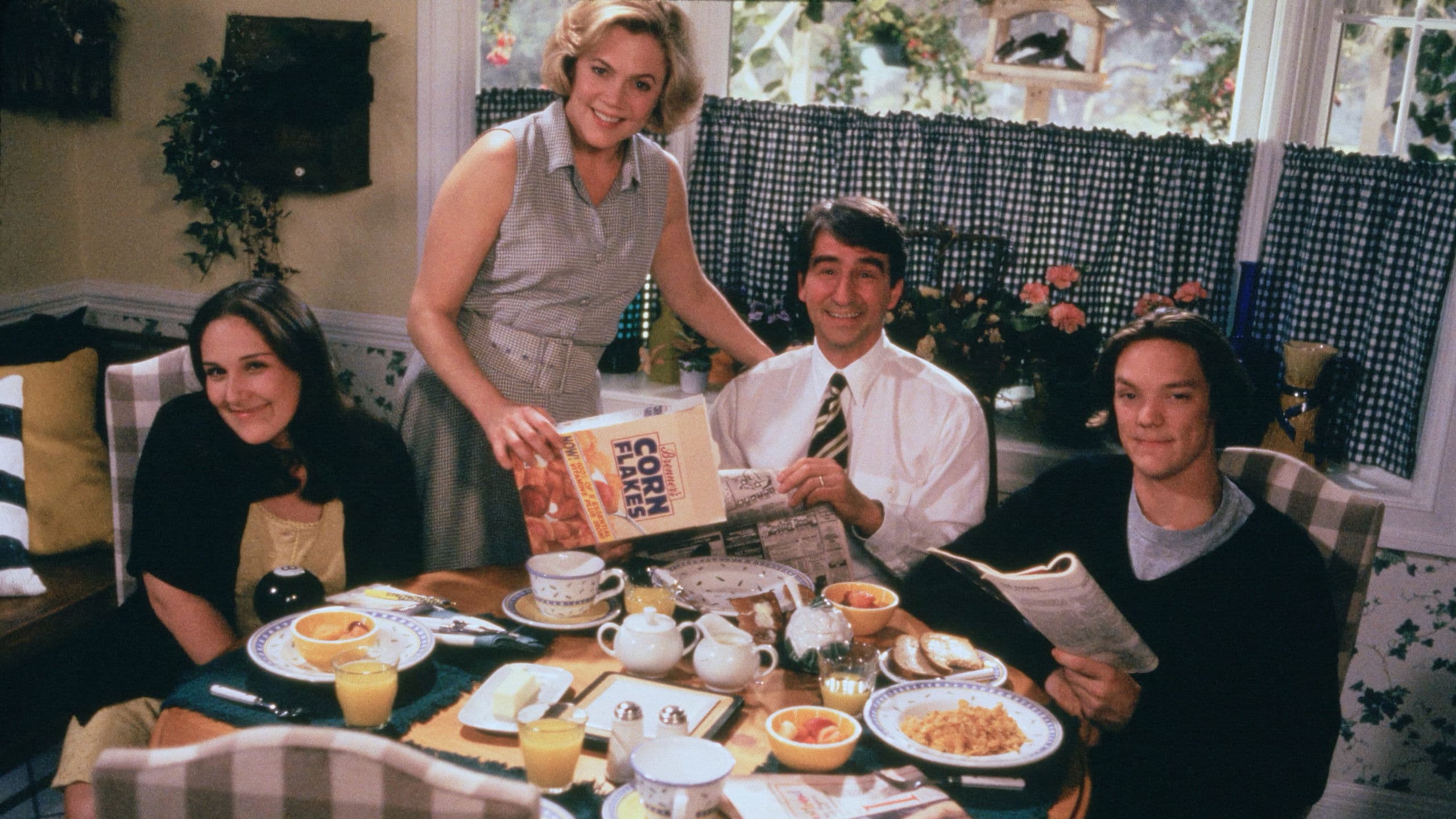 Serial Mom backdrop
