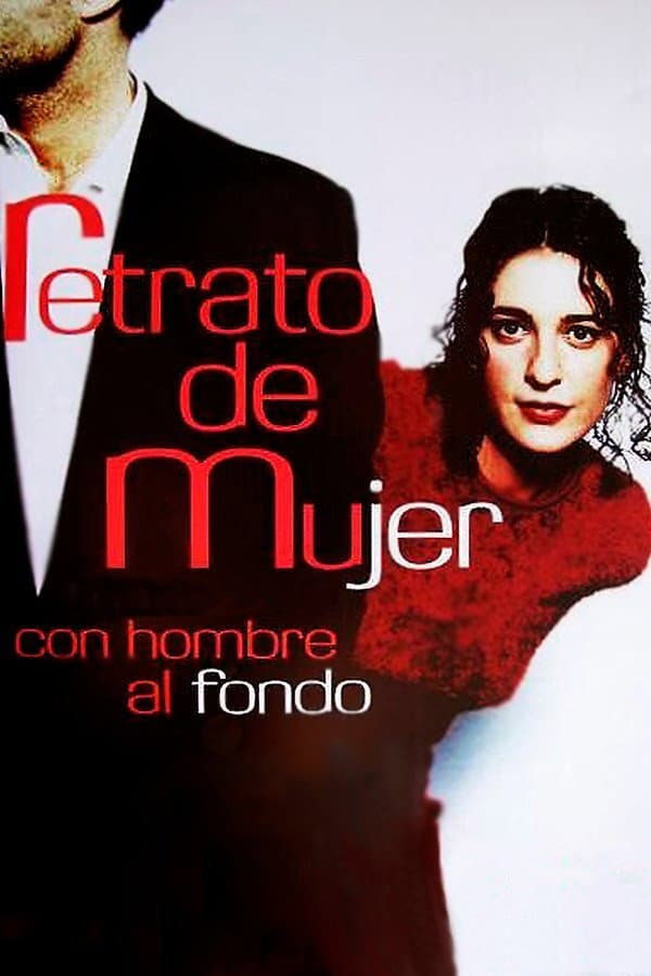 Retrato de mujer con hombre al fondo backdrop