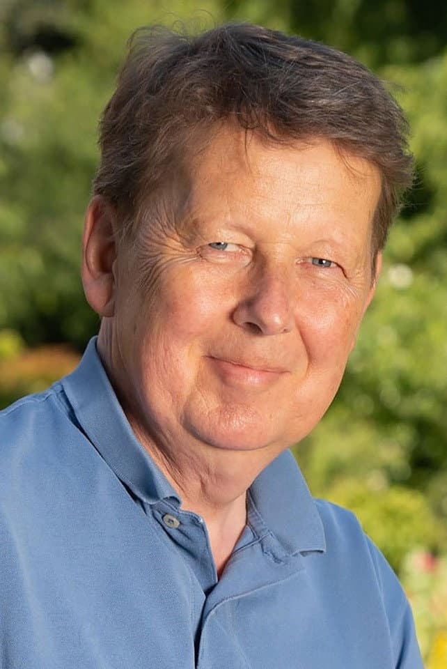 Bill Turnbull: Staying Alive backdrop