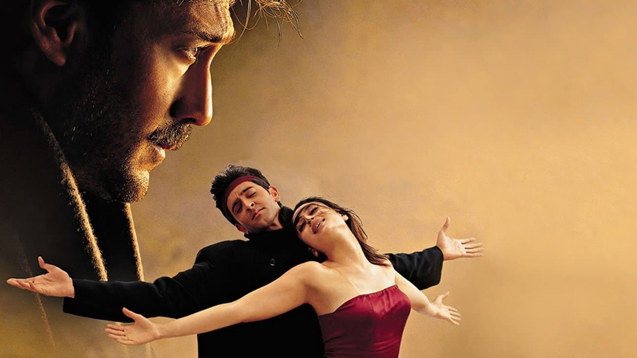 Yaadein backdrop