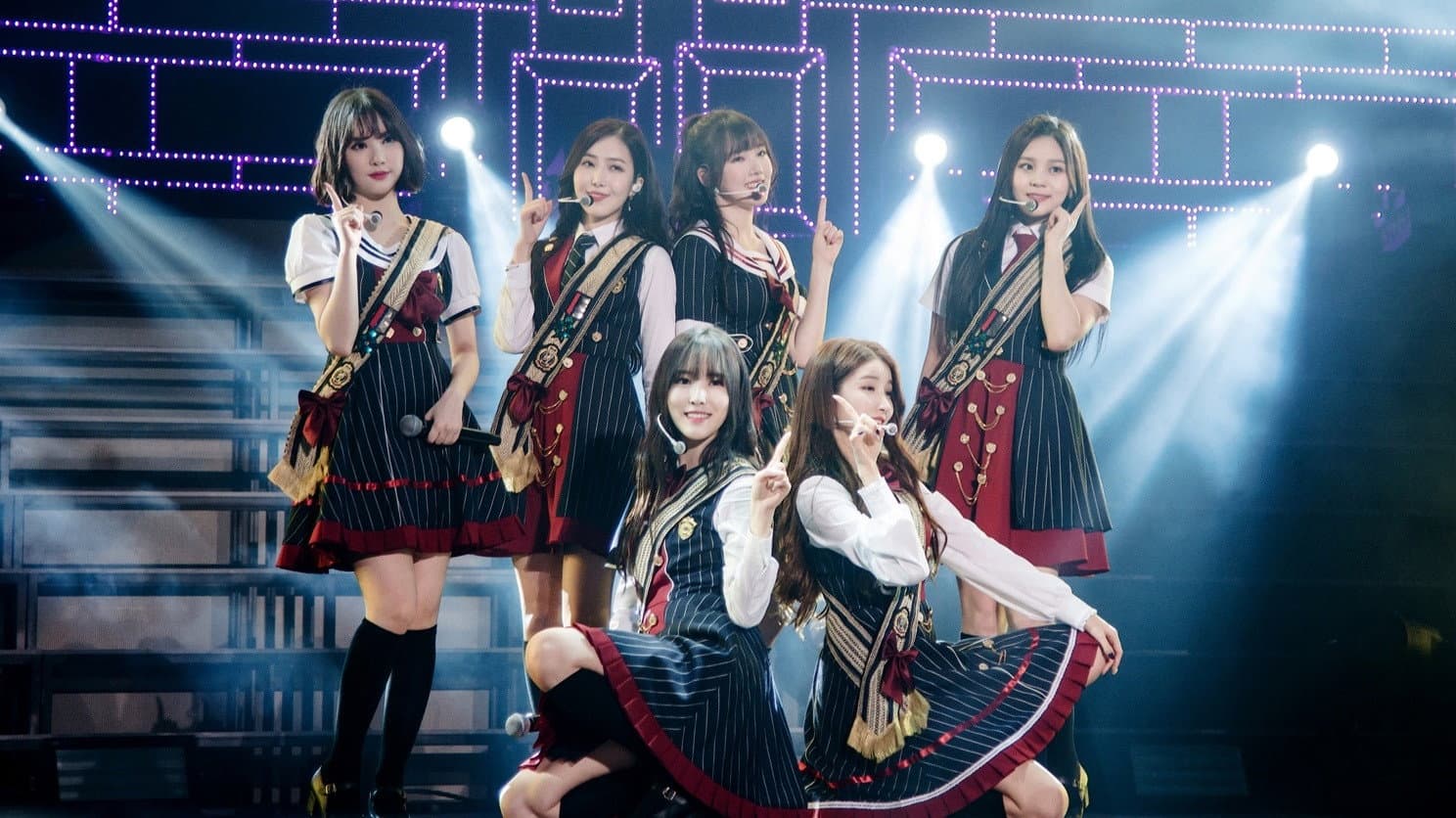 2018 GFRIEND FIRST CONCERT Season of GFRIEND backdrop