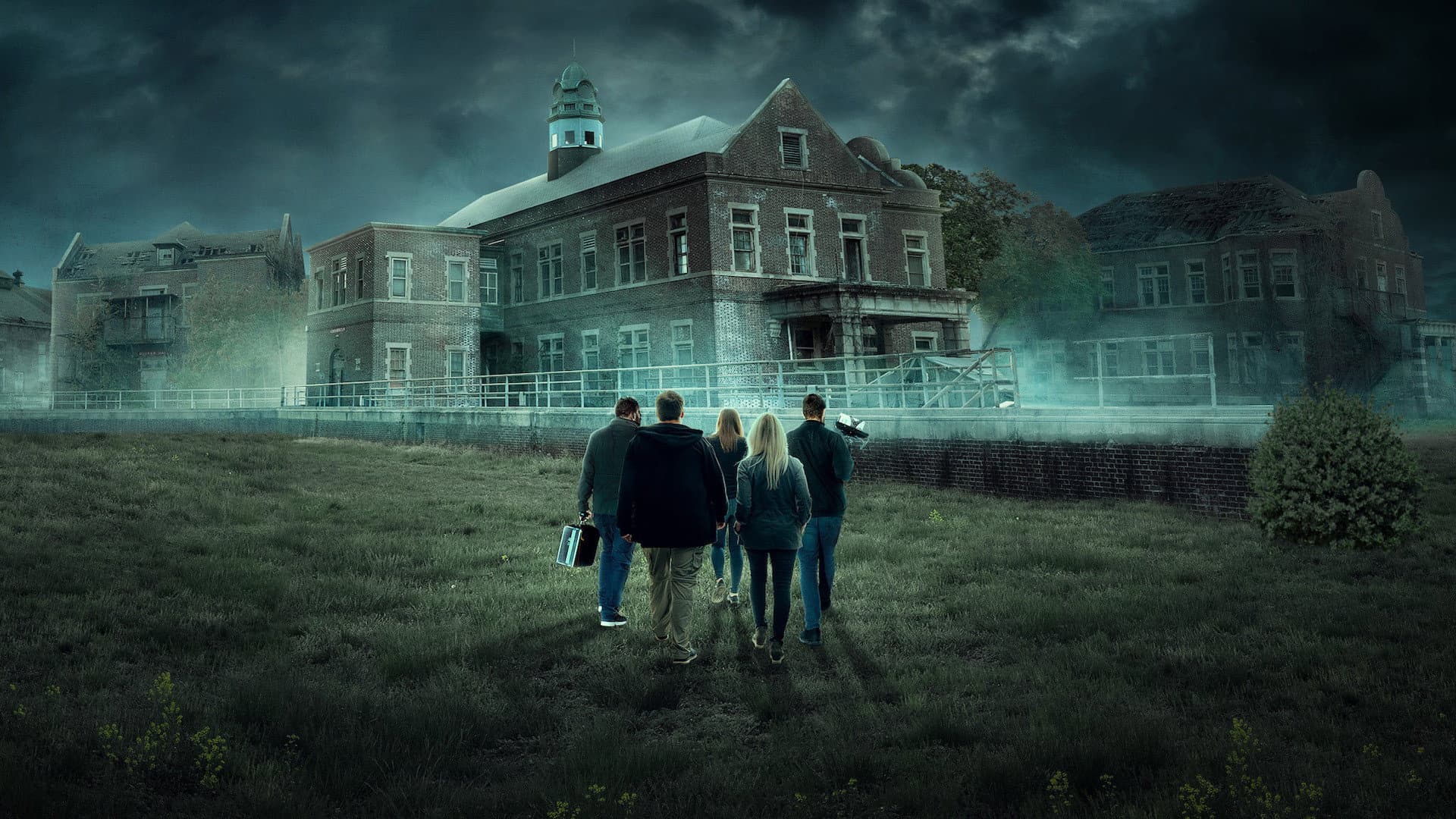 World's Biggest Ghost Hunt: Pennhurst Asylum backdrop