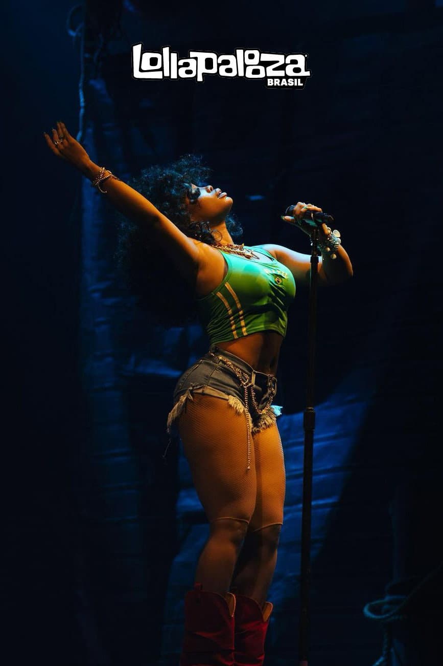 SZA: Live at Lollapalooza Brazil 2024 backdrop